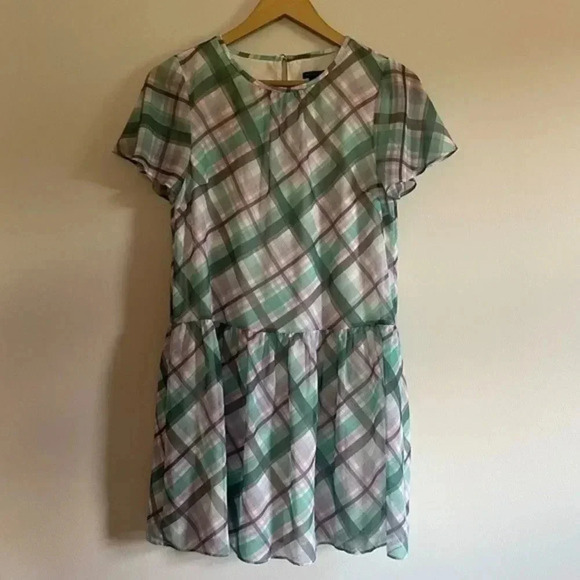Ann Taylor Plaid Dress - Picture 6 of 13